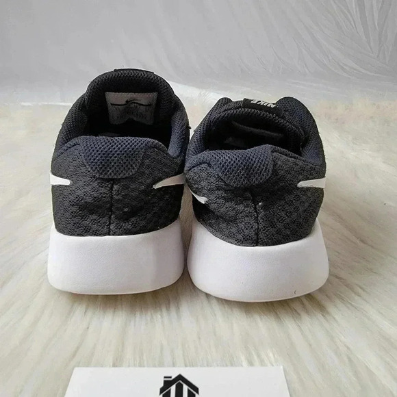 Nike Tanjun Black Lace Up Athletic Running Shoes - Picture 8 of 11